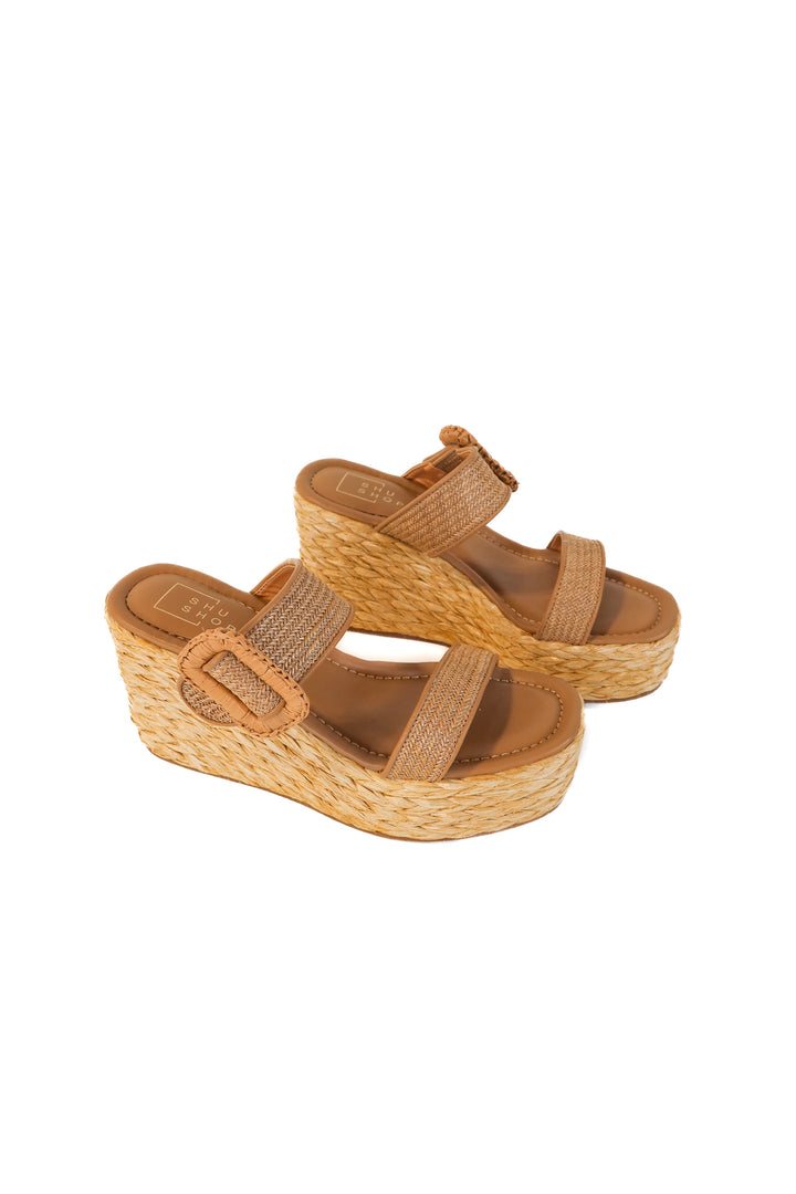 shu shop raffia wedges NWOT (8.5)