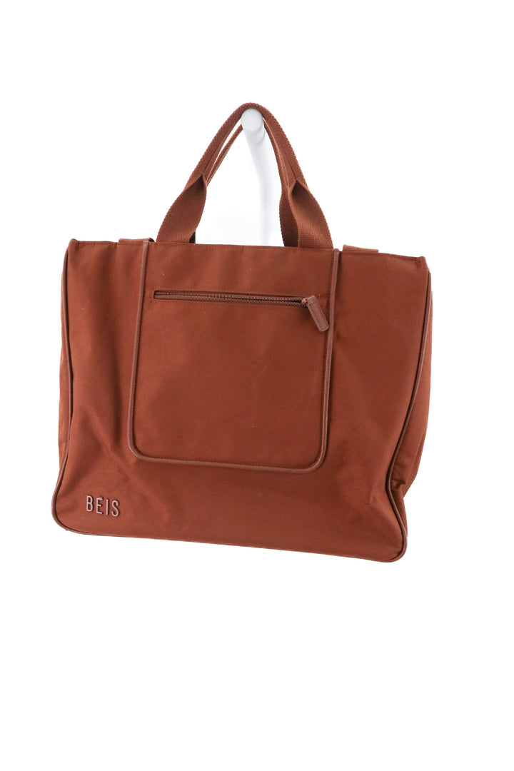 beis maple east to west bag (retail $118)