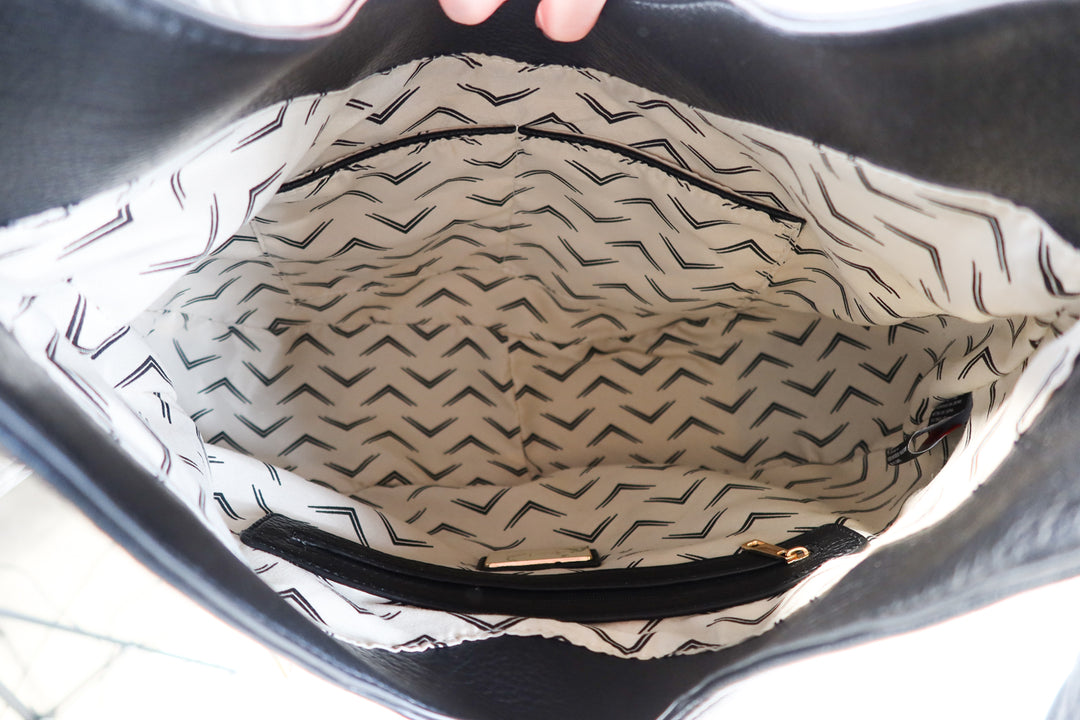 Moda luxe black studded shoulder bag NWOT (retail $90)