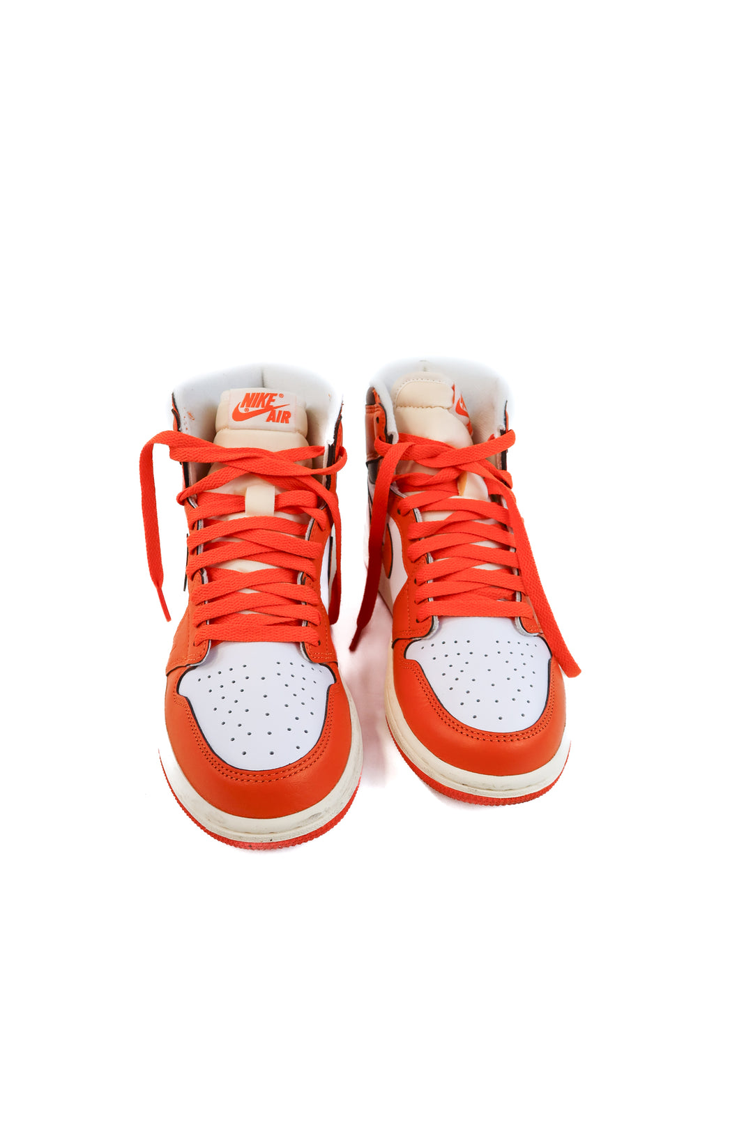 Nike air Jordan hi-top sneakers NWOT (8.5; retail $125)
