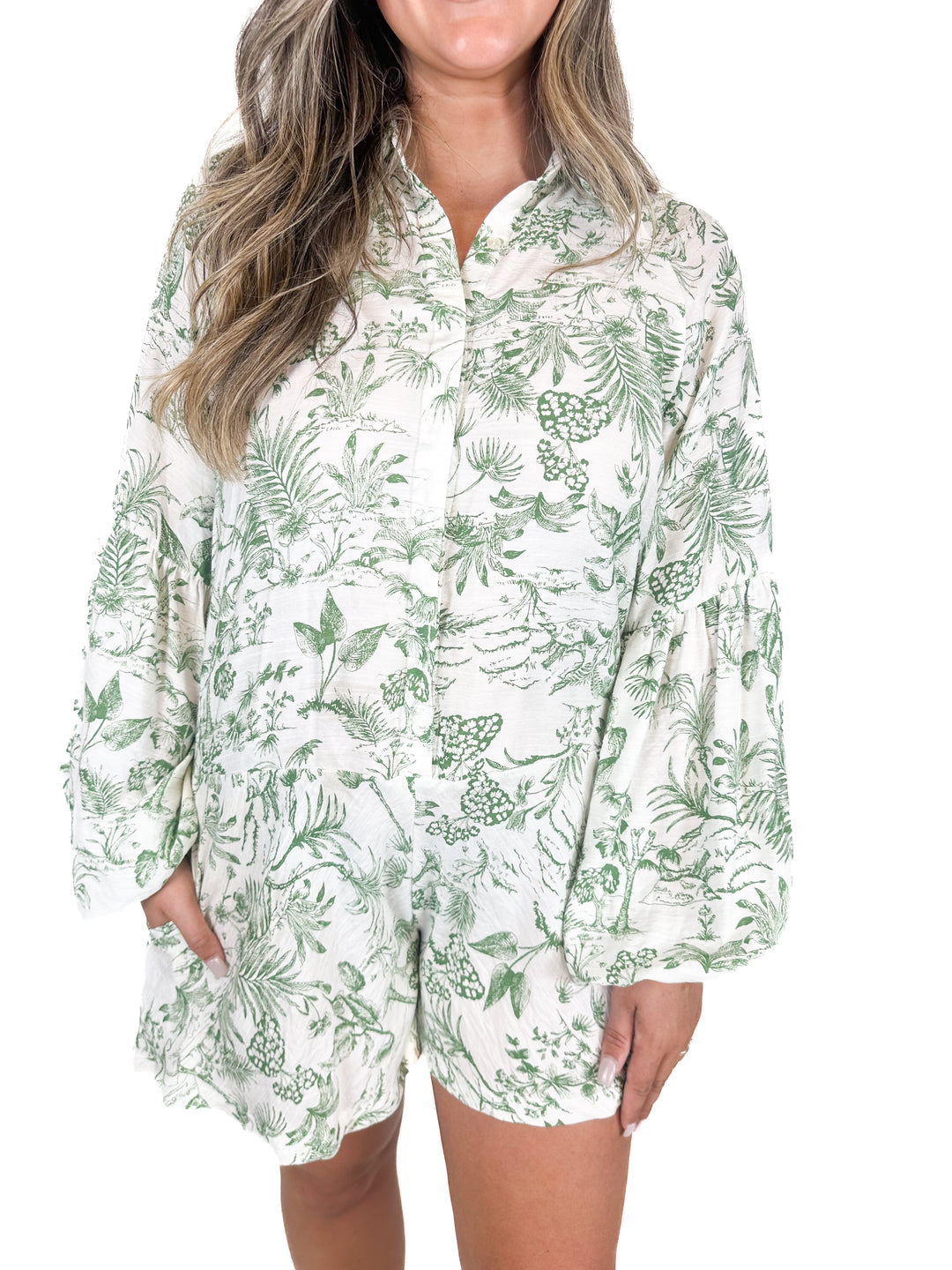 Petal + Pup Elsa Floral Print Long Sleeve Romper (M)
