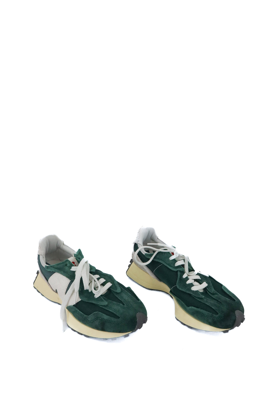 new balance green sneaker (9.5)