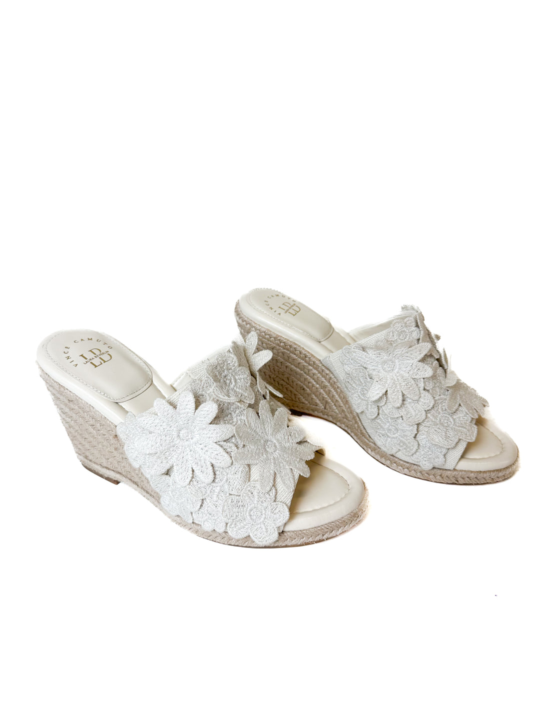 Vince Camuto VC X Laura Beverlin Daisy Wedge Mule NWOT (7; retail $120)