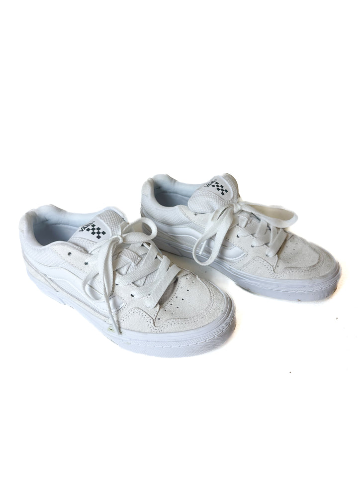 Vans White Classic Sneakers NWOT (7)