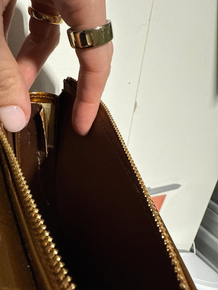 SOLD Louis Vuitton Monogram Vernis Motto Accessory Pochette