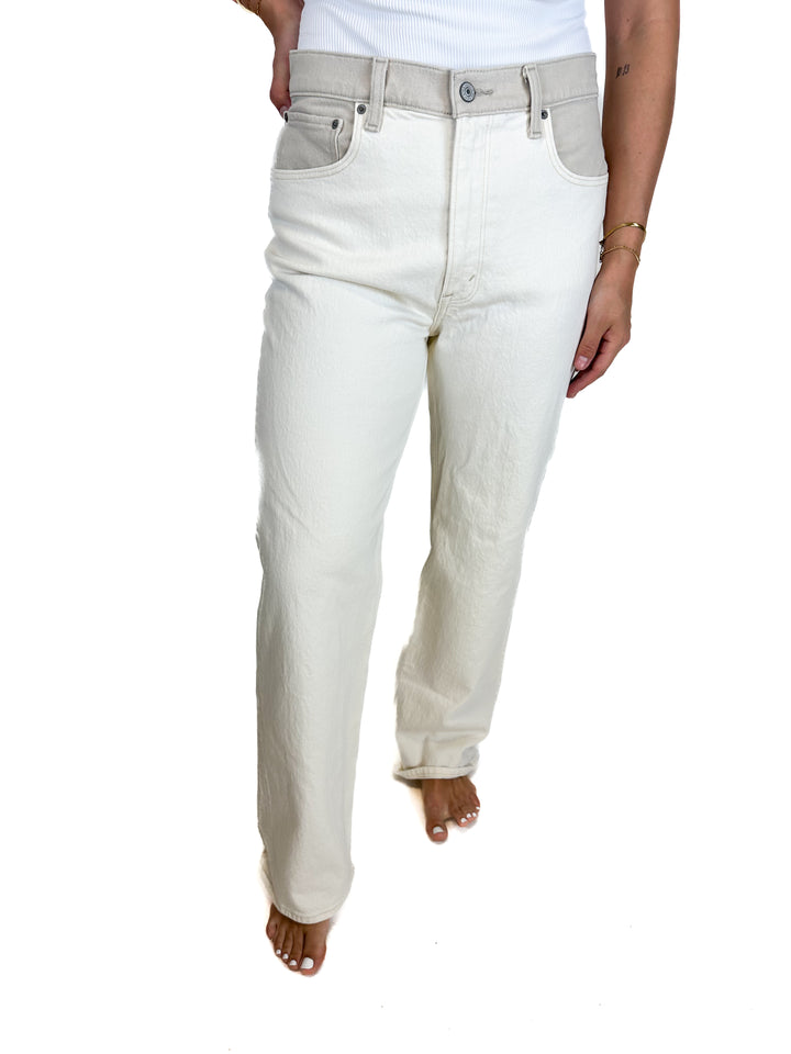 Abercrombie Cream The '90s High Rise Relaxed Jean (30)