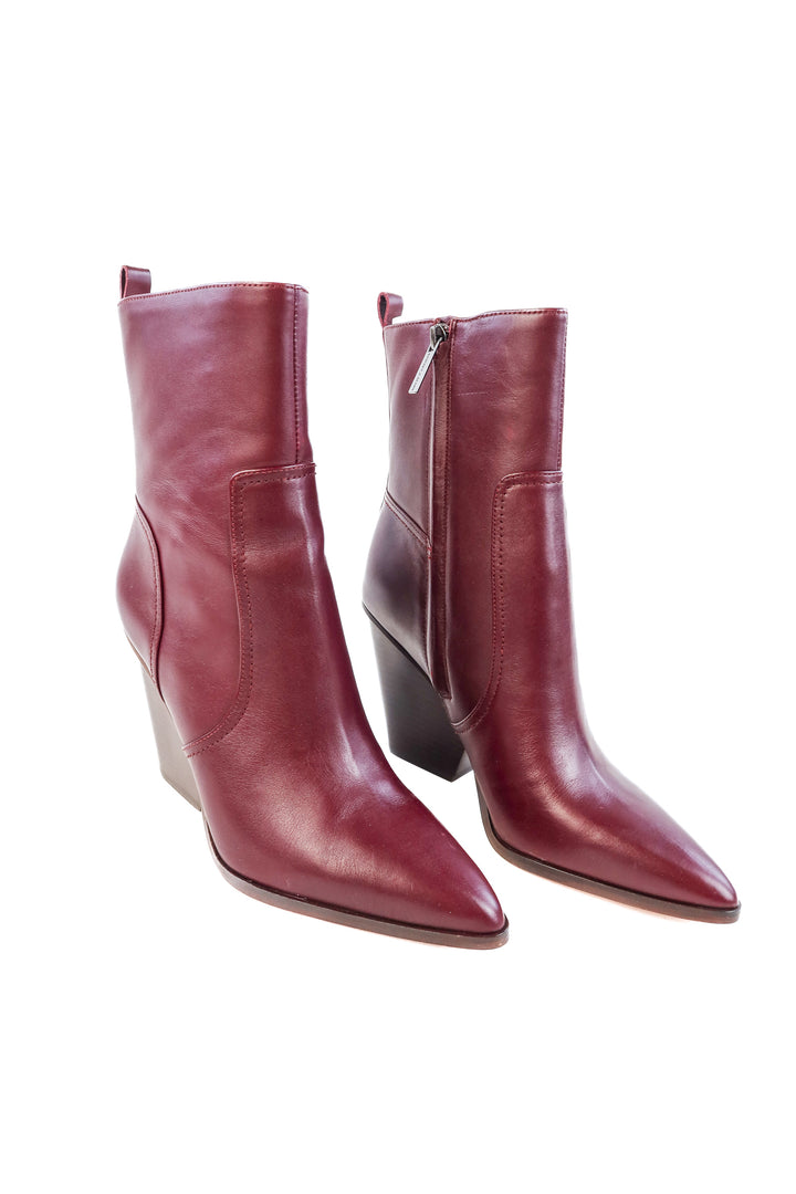 Veronica beard merlot “Logan” bootie NWOT (8.5; retail $495)