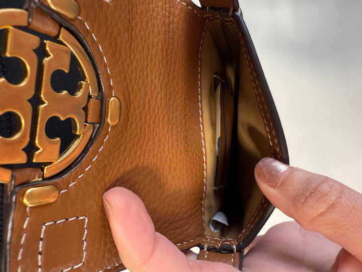 SOLD: tory burch miller phone crossbody bag NWOT (retail $248)