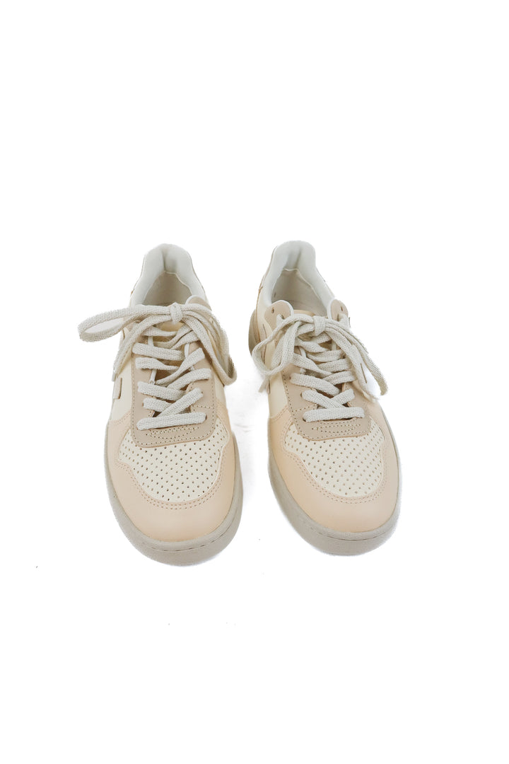 veja neutral sneakers NWOT (7)