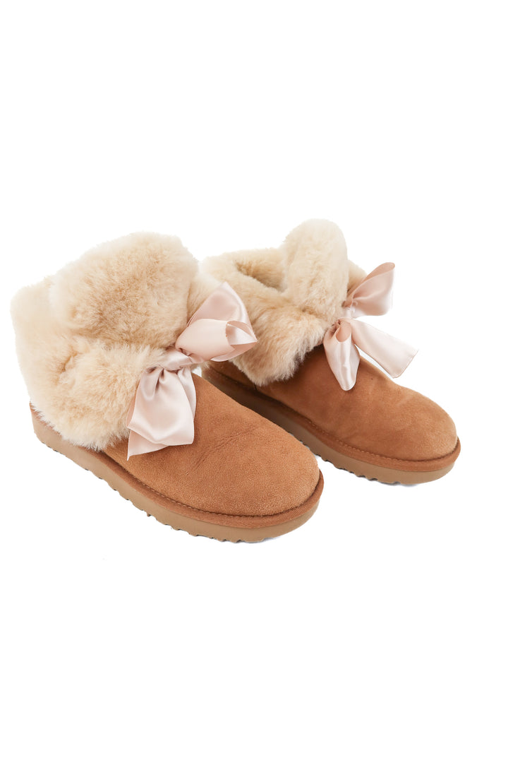 ugg chestnut mini bow booties (7; retail $170)