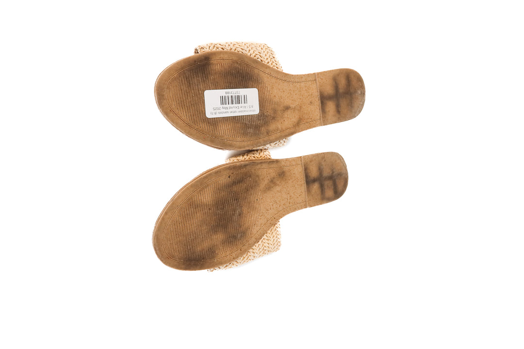 steve madden rattan sandals (8.5; retail $89.95)