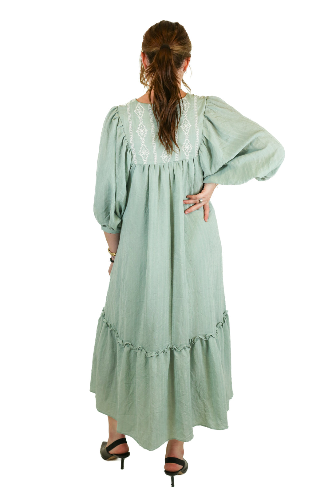 Aura Sage Green Embroidered Midi Dress (S)
