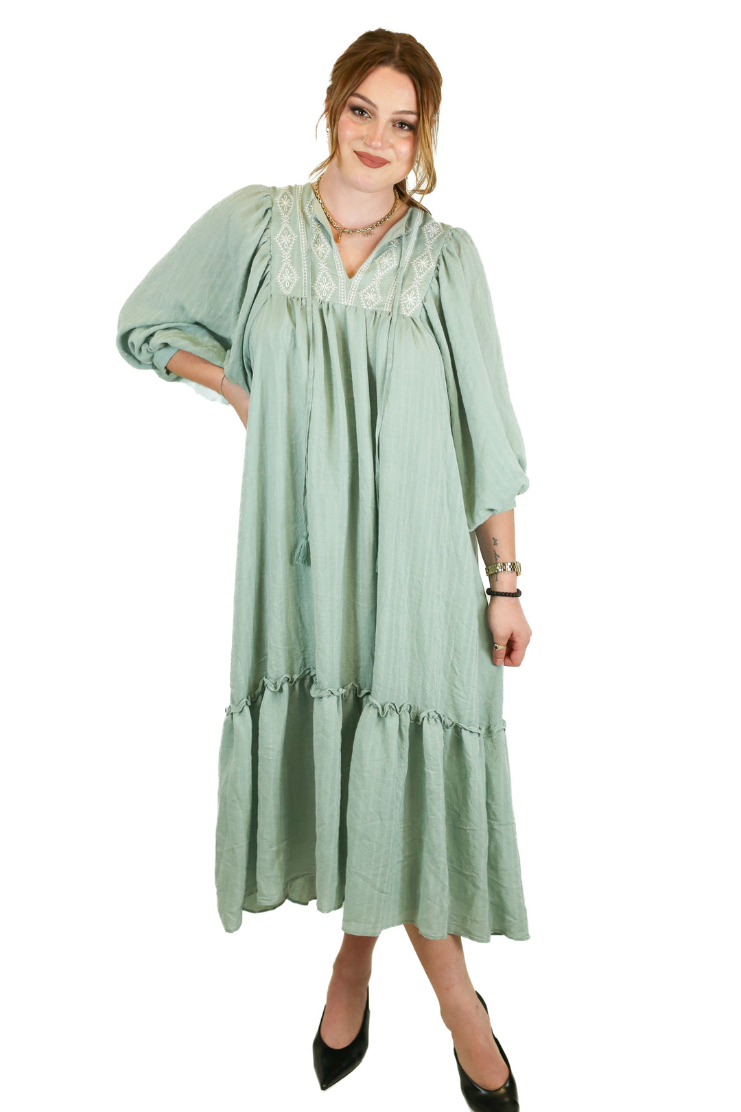 Aura Sage Green Embroidered Midi Dress (S)