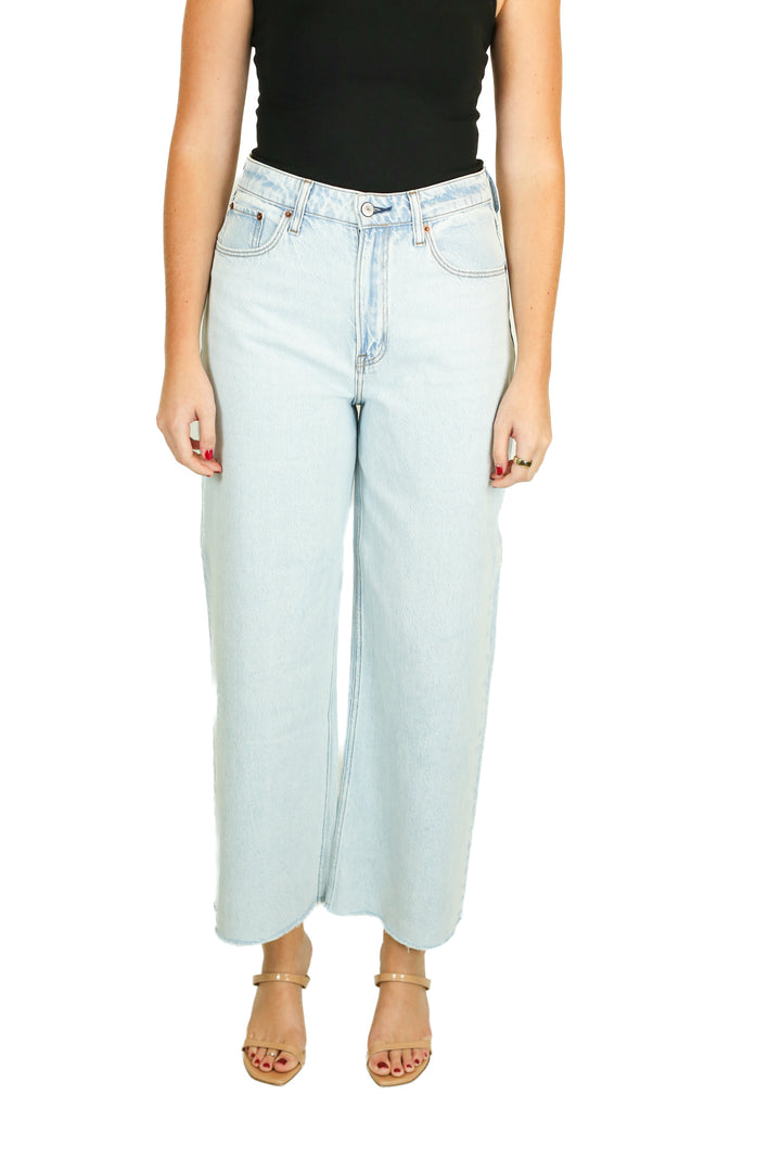 Abercrombie Curve Love High Rise Crop Wide Leg Jeans (27/4L)