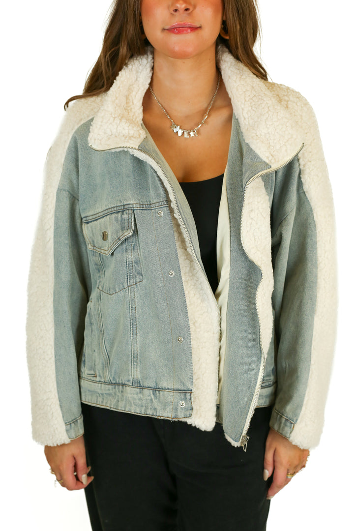 Mable Light-Wash Denim and Sherpa Jacket (M)