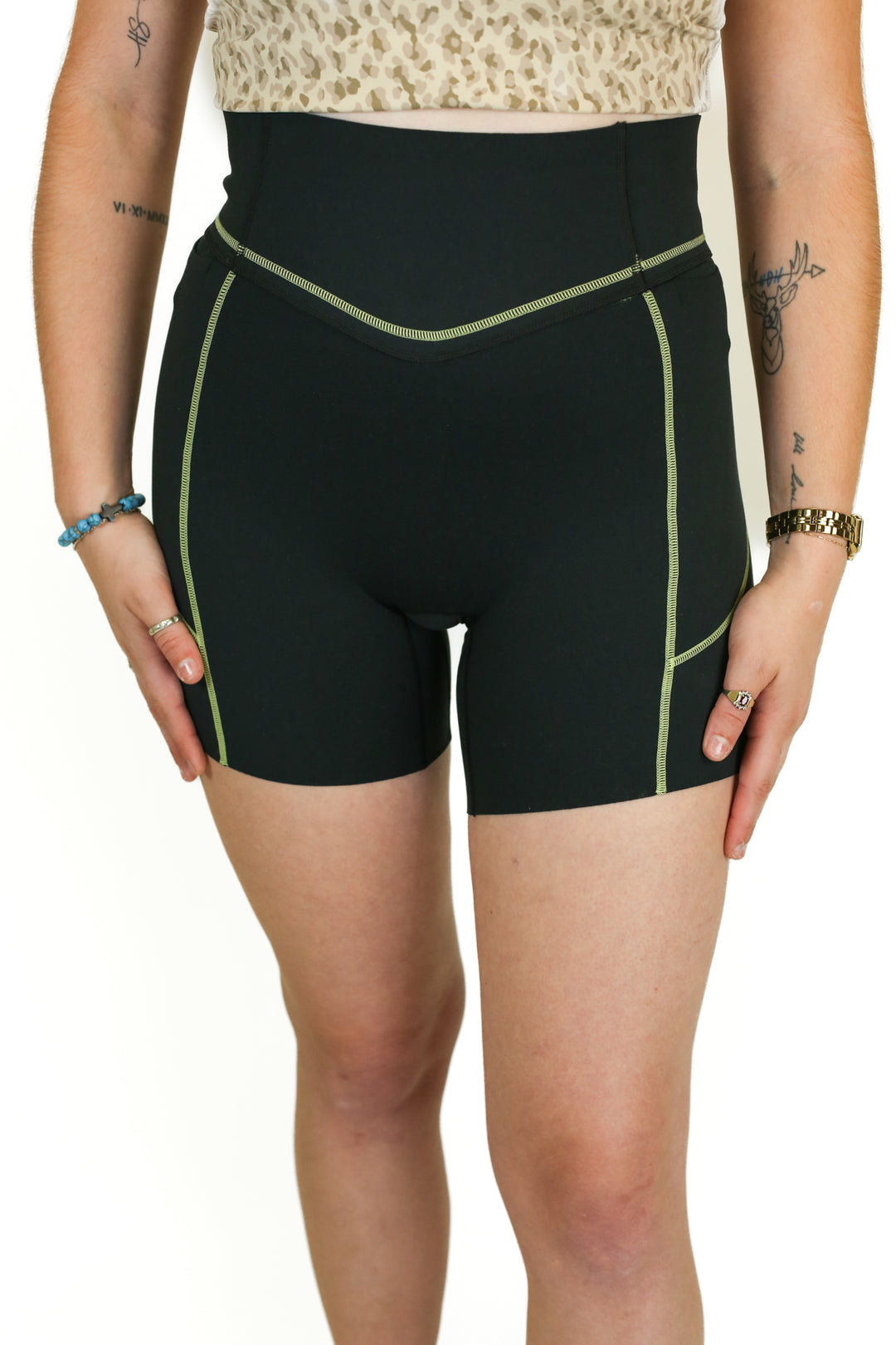 Vitality black biker shorts with green stitching (s)