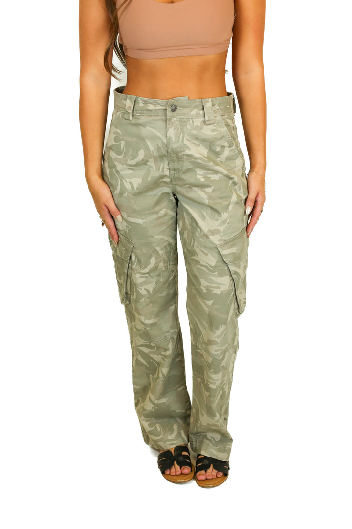 Abercrombie Camo Print Cargo Pants (27/4)