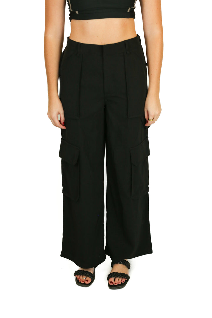 Aaron & Amber Black Cargo Pants (M)