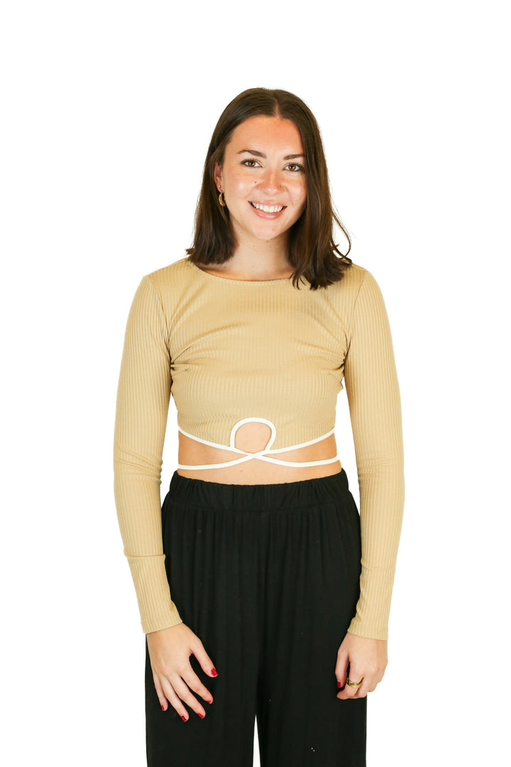 princess polly tan long sleeve crop top (M) NWT