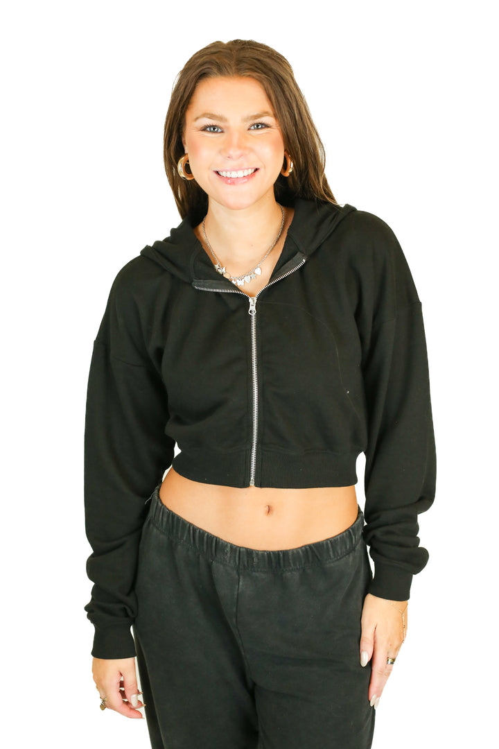 boohoo cropped black zip up hoodie (M) NWT