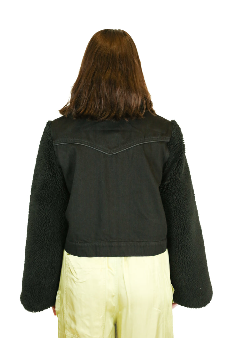 wrangler black furry zip up jacket NWT (m)