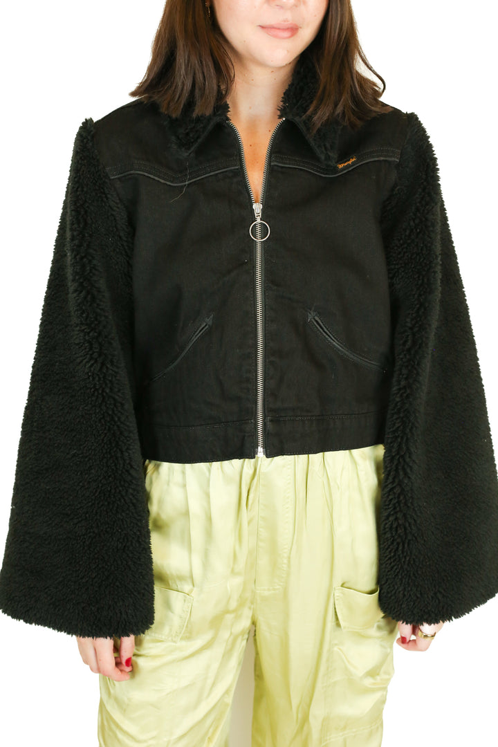 wrangler black furry zip up jacket NWT (m)