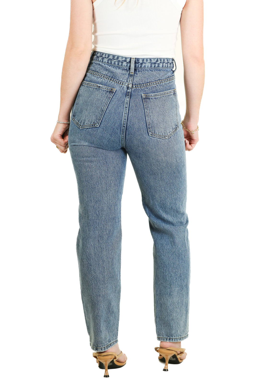 Medium wash straight leg denim jean (26)