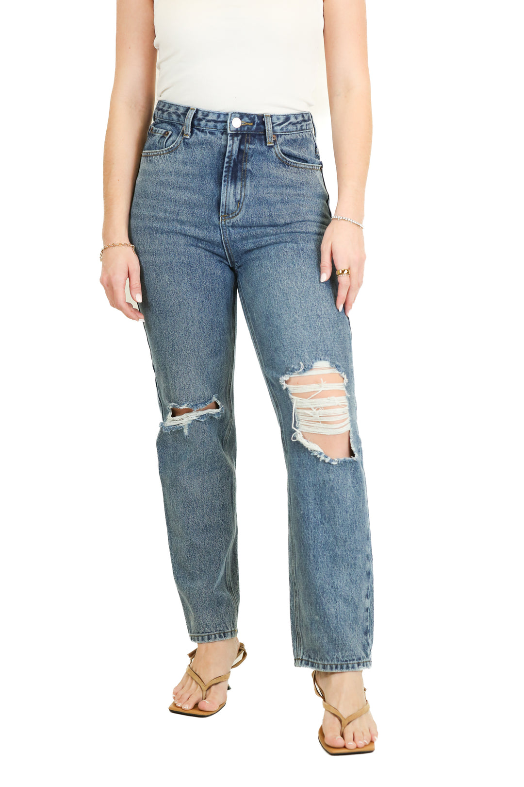Medium wash straight leg denim jean (26)
