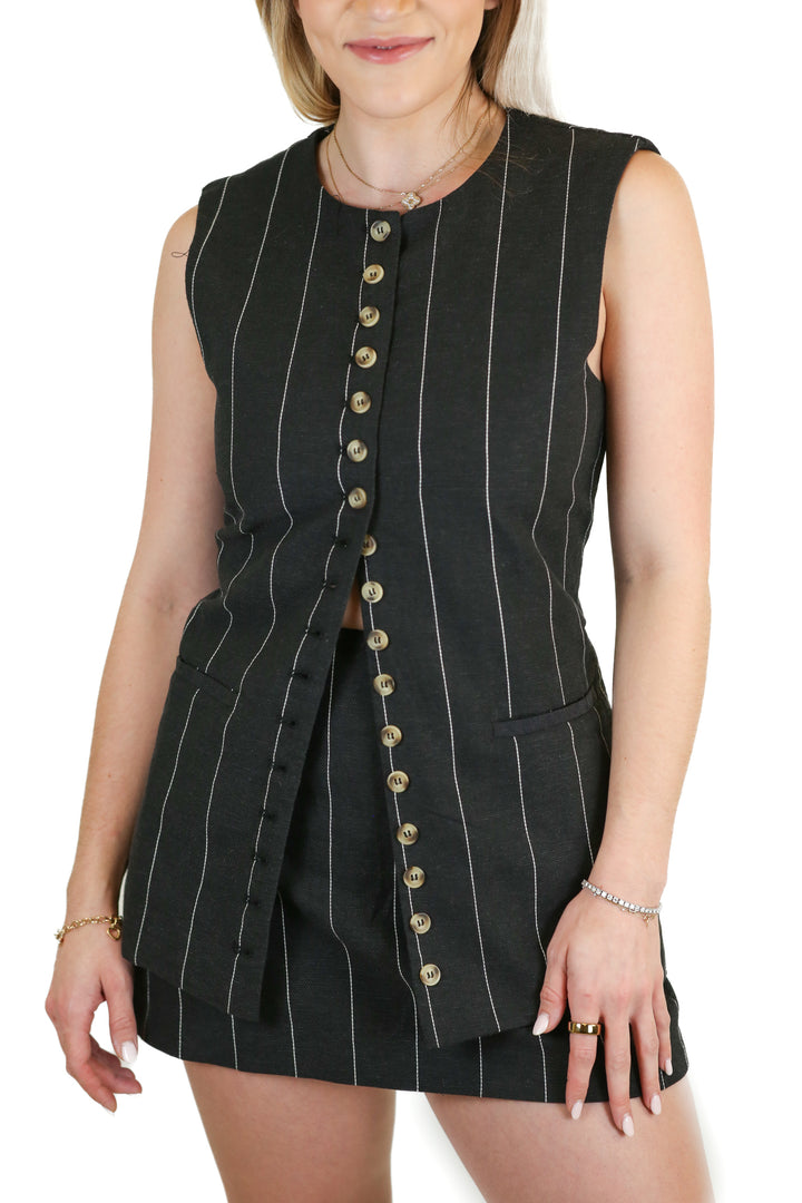 Dissh Black Pinstripe Vest & Skort Set NWT (4; Retail $250)*