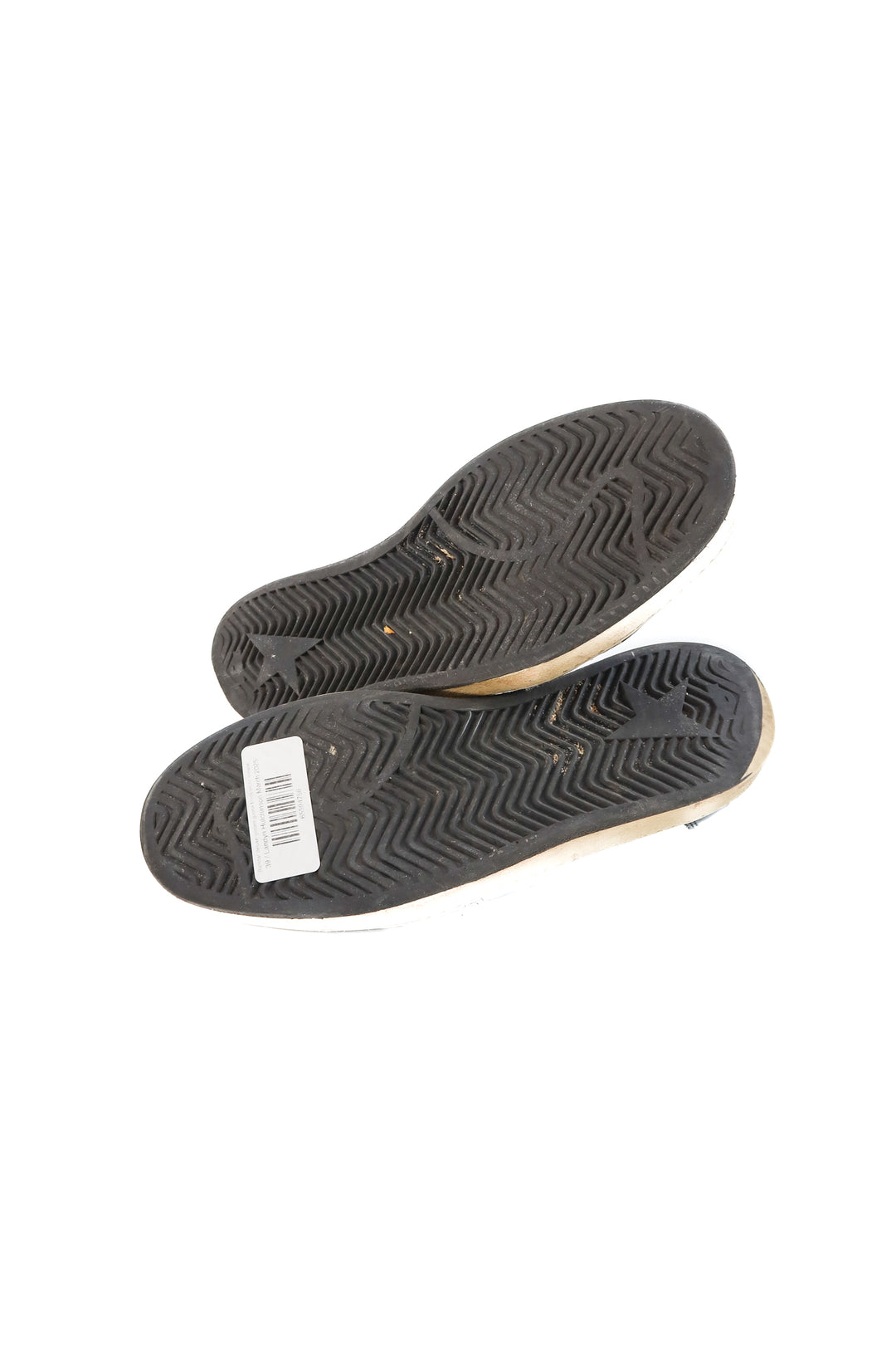 SOLD: Ballstar deluxe golden goose black/white sneaker (39/ US9; retail $411)