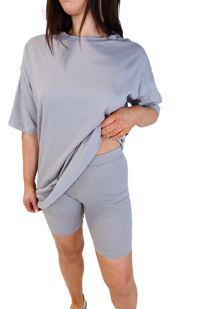 The post grey lounge set (s; retail $78)