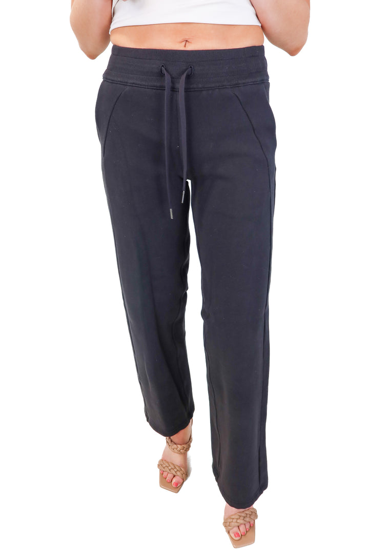lululemon black sweatpants (2)