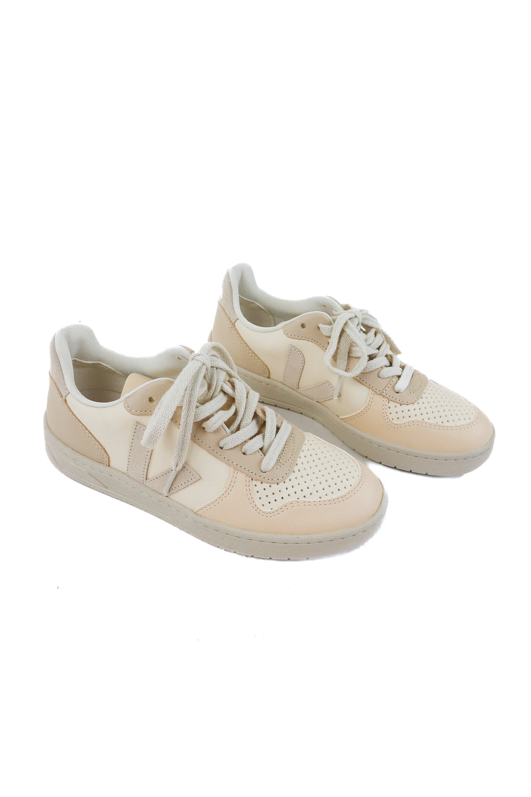 veja neutral sneakers NWOT (7)