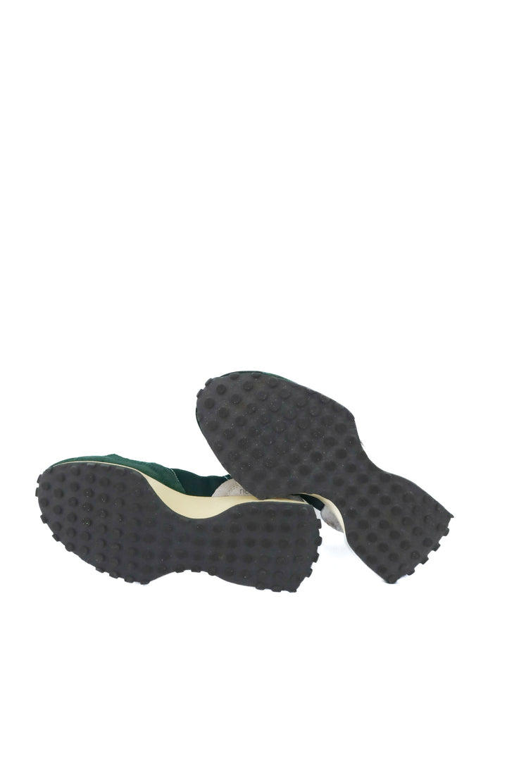 new balance green sneaker (9.5)