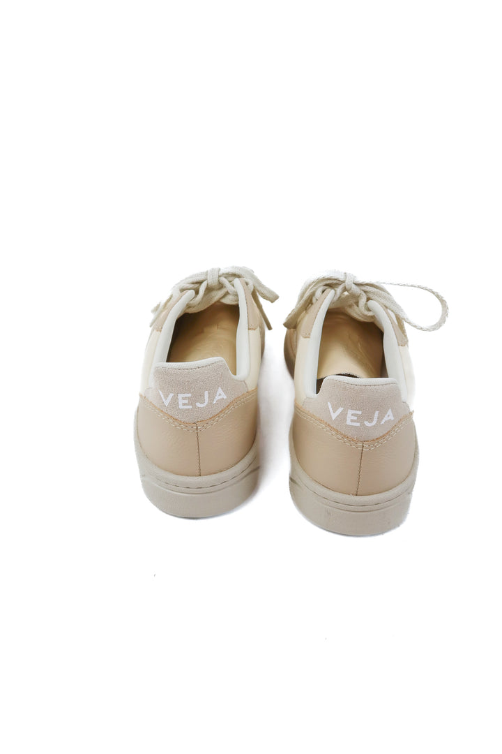 veja neutral sneakers NWOT (7)