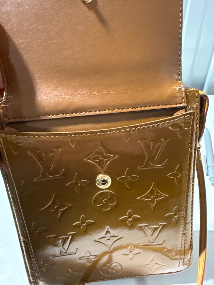 SOLD Louis Vuitton Monogram Vernis Motto Accessory Pochette