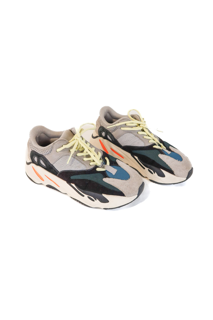 yeezy chunky sneakers (6; retail $285)