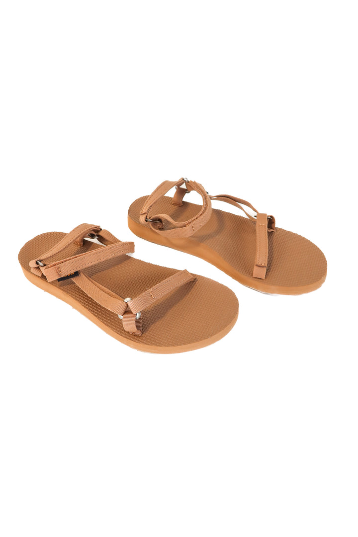 teva brown sandals NWOT (7; retail $75)