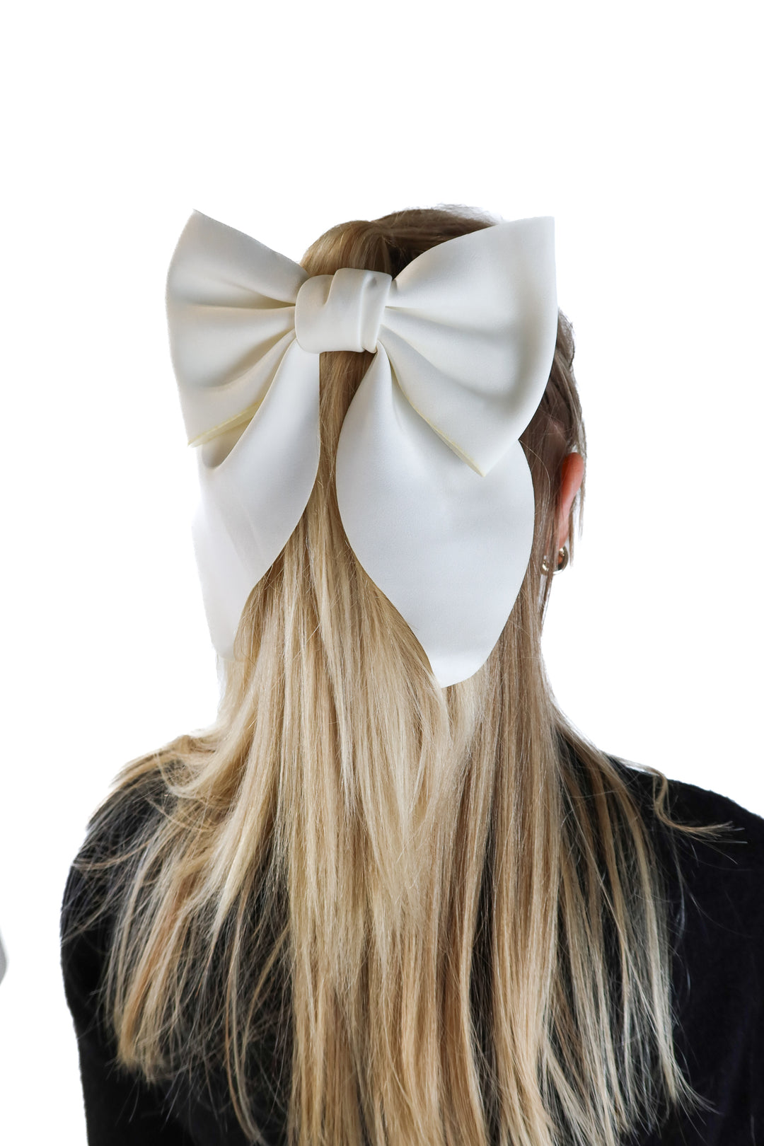 Lovers and friends large cream bow NWT (retail $45)