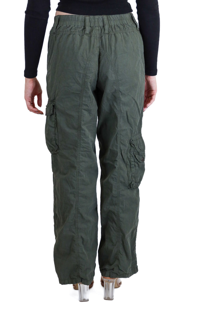 Urban Outfitters forrest green cargo pants (S)