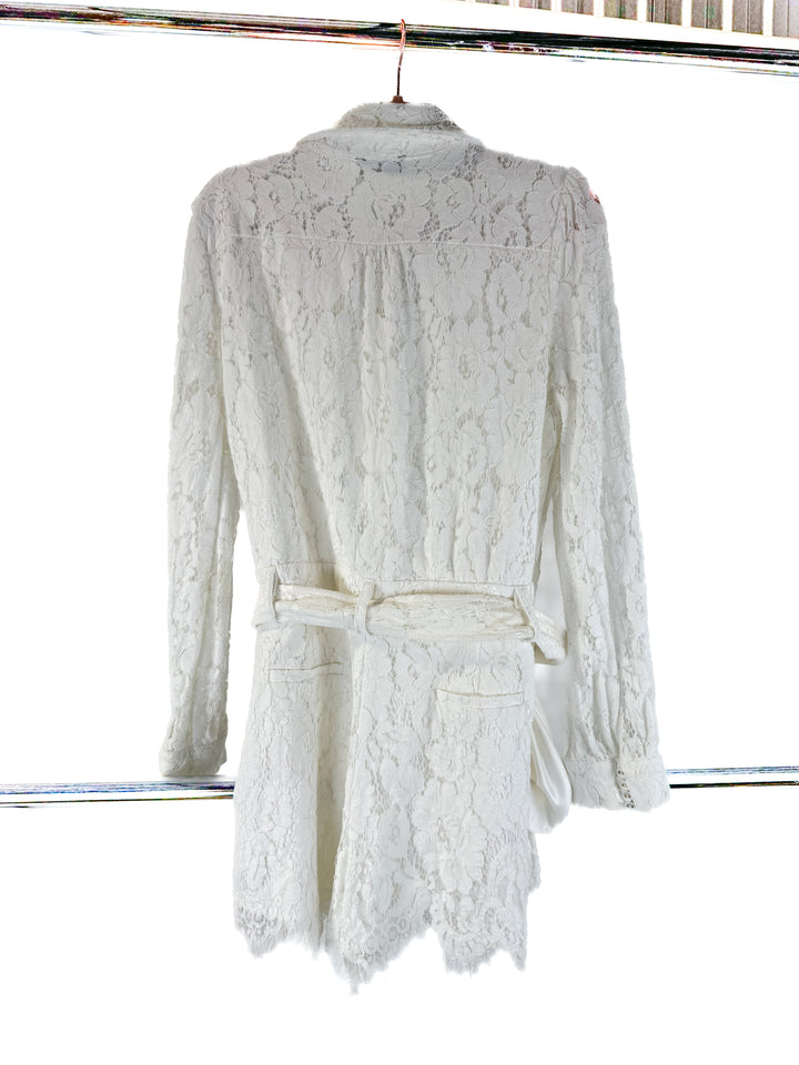 vici white lace romper (XL)