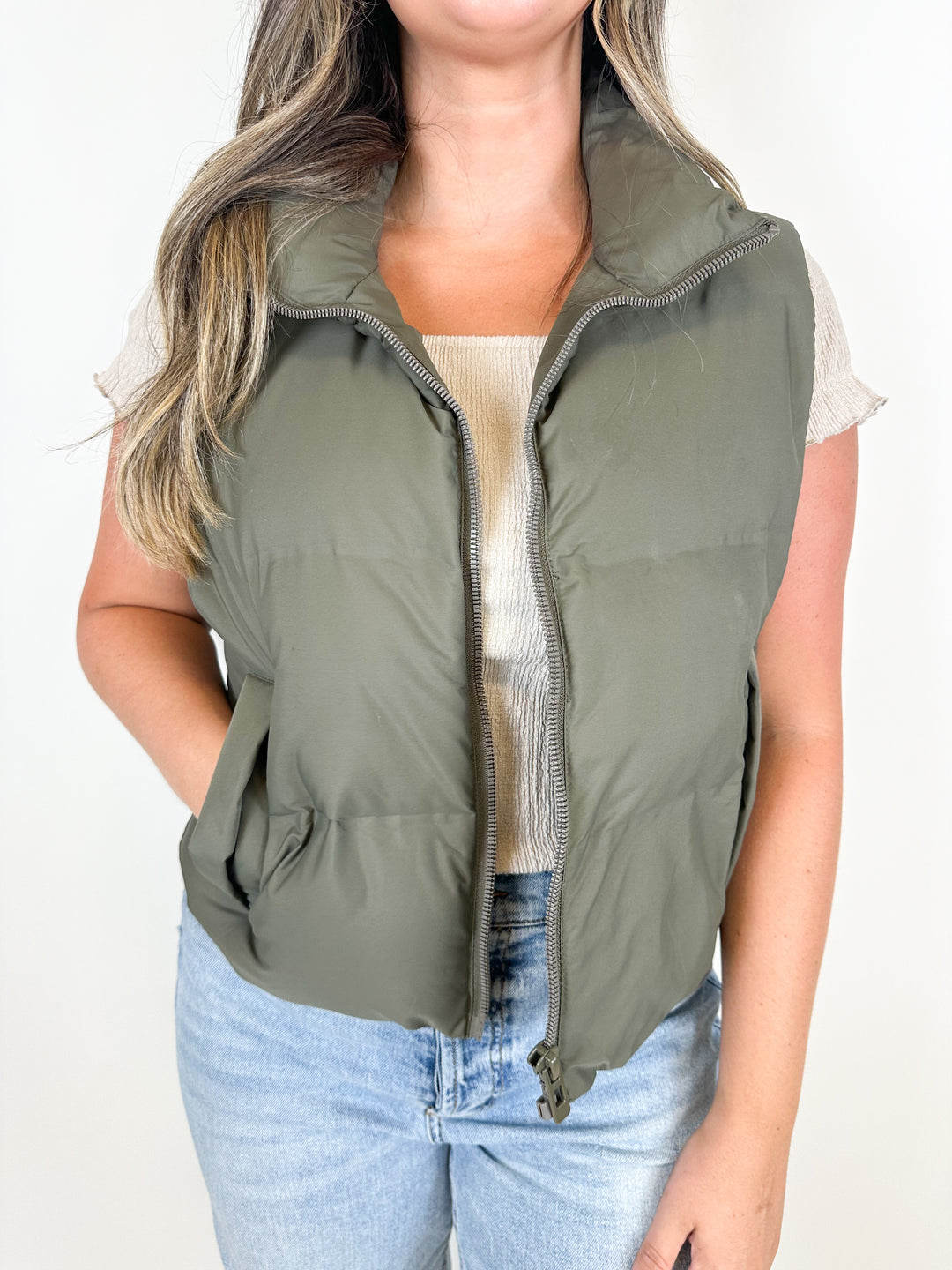 ZARA Zip Up Puffer Vest (M)