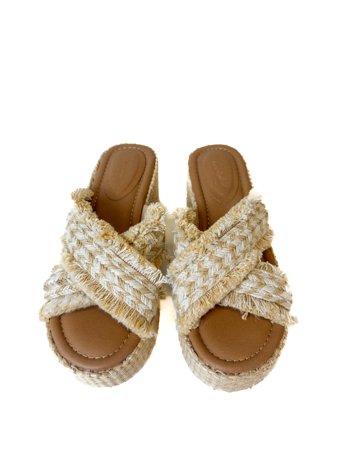Universal Thread Raffia Platform Sandals NWOT (7)