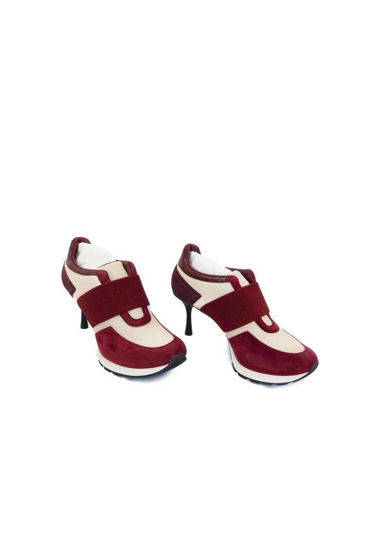 sneex cream and burgundy shoes (10; retail $395)