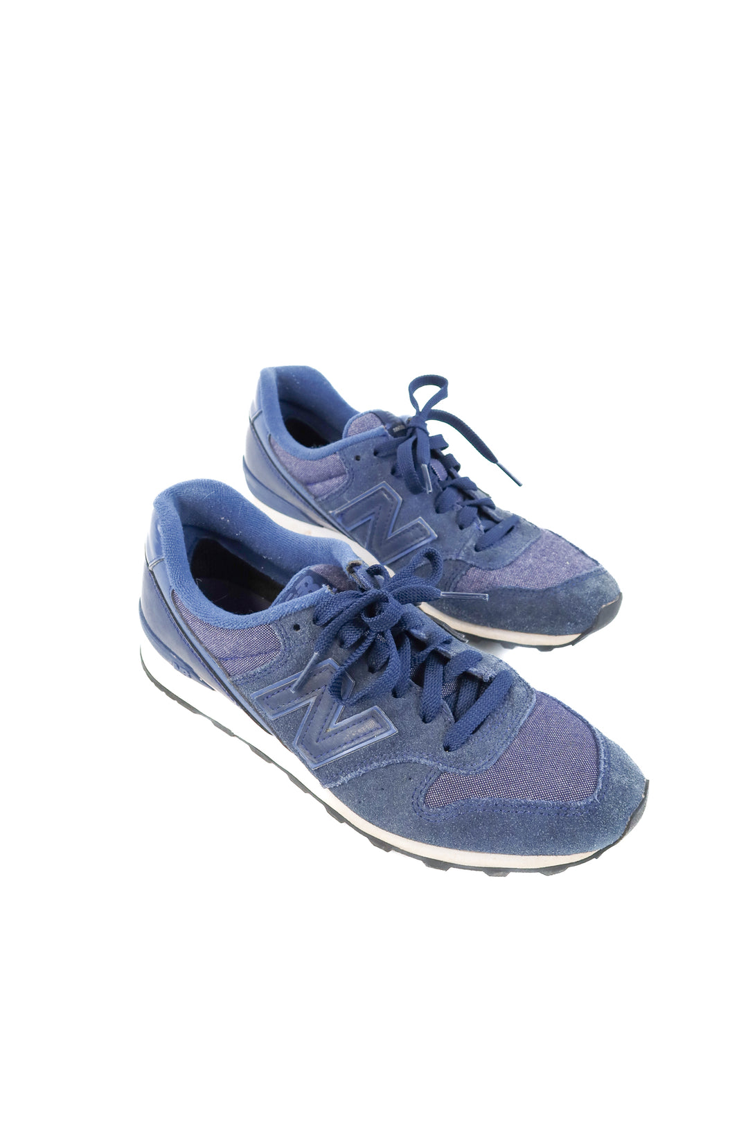 New balance blue suede sneakers (7.5; retails for $89.99)