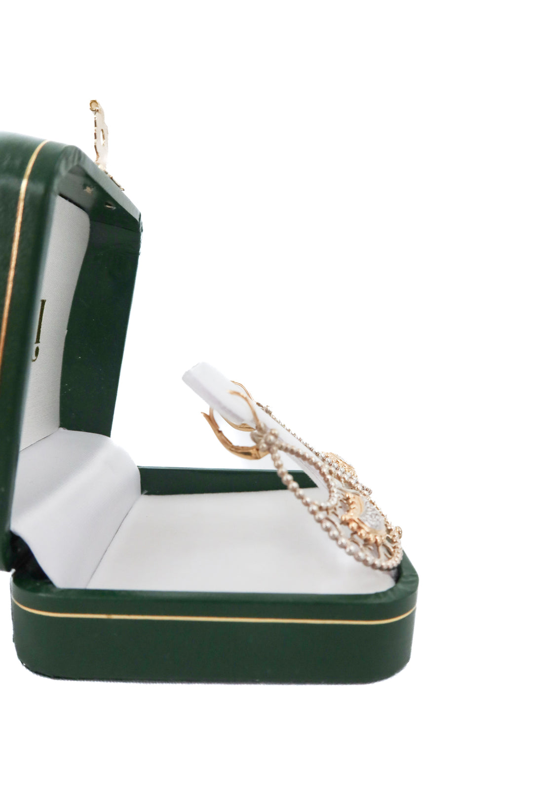 bell jewelers genuine diamond drop earrings (retails approx. $2,500)