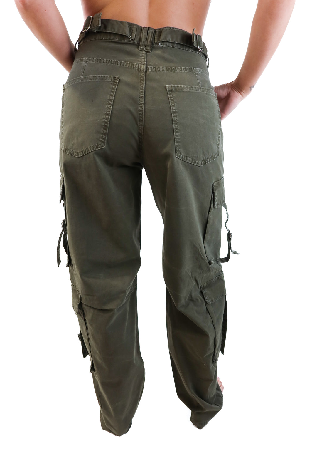 Zara Cargo Pant (6; retail $69.90)