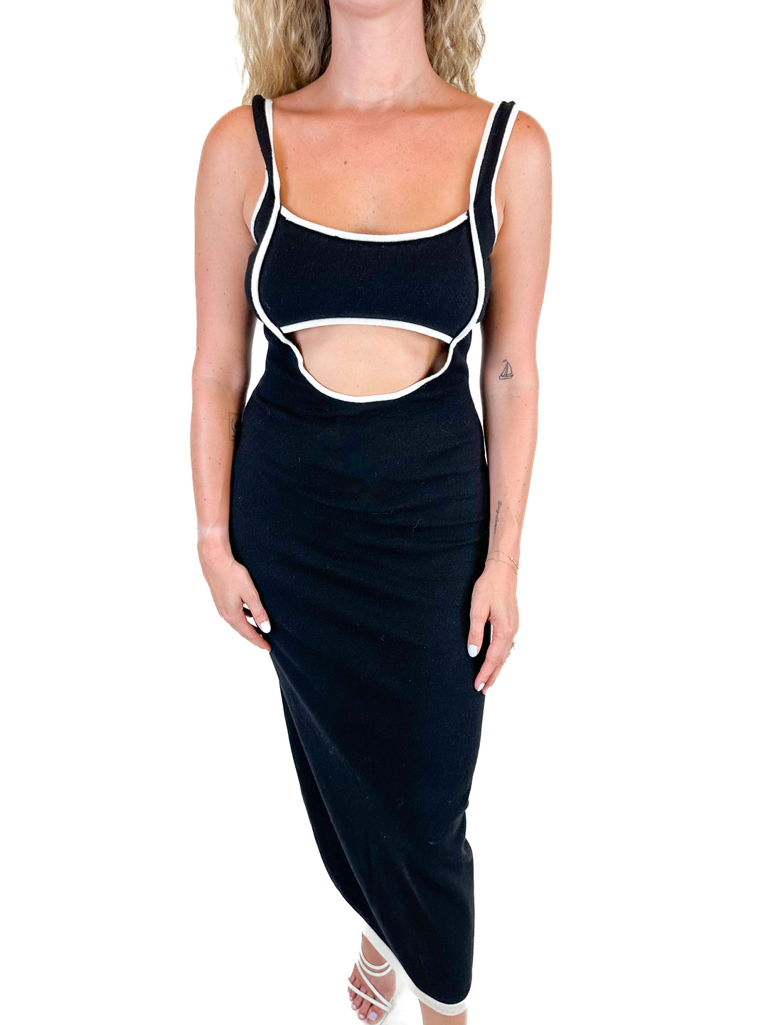Black and White Ribbed Knit Maxi Dress (M)