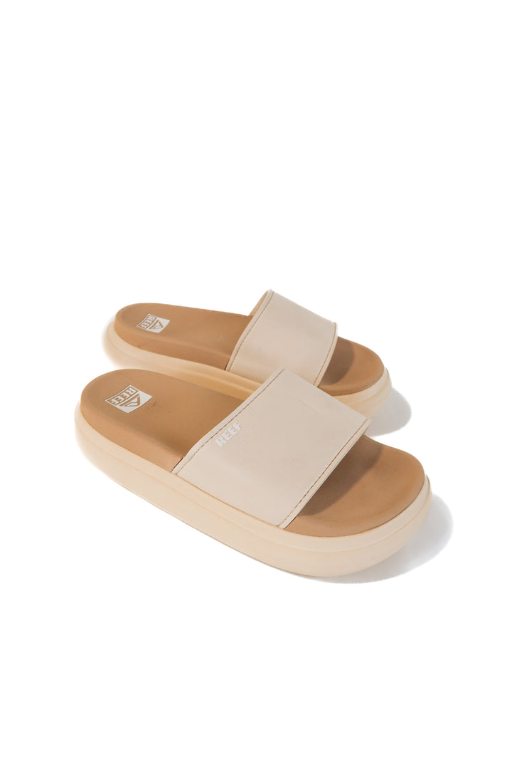 reef slip on sandals NWOT (9)