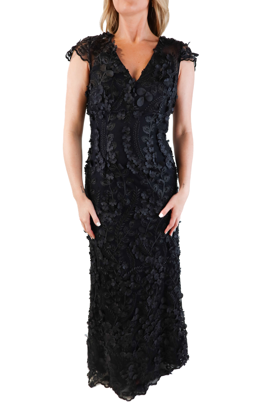 Carmen Marc Valvo Black Floral Dress (6; retail $745)
